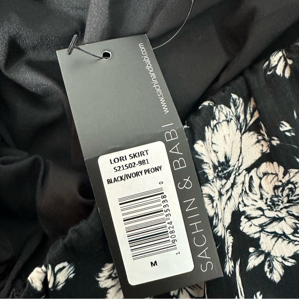 NWT Sachin + Babi Lori Black and Ivory Peony Skirt - Picture 12 of 14